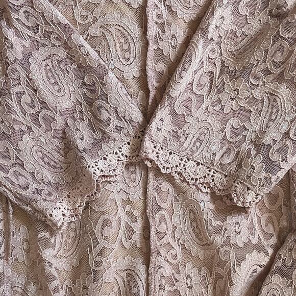 Umgee Pink Mauve Lace Overlay Mini Dress Stretchy Fit & Flare Size M Feminine - Picture 9 of 16